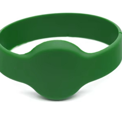 Fashionable RFID Silicone Wristband for Access Control - Asset Track Pro - Image 3