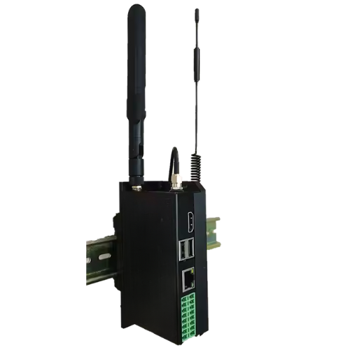Outdoor Gateway with WiFi LTE GPS LoRaWAN Module - Asset Track Pro