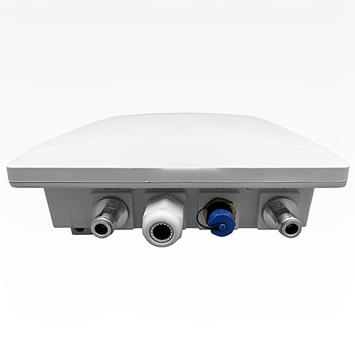 LoRaWAN Outdoor Gateway for Smart City Road Lighting - Asset Track Pro