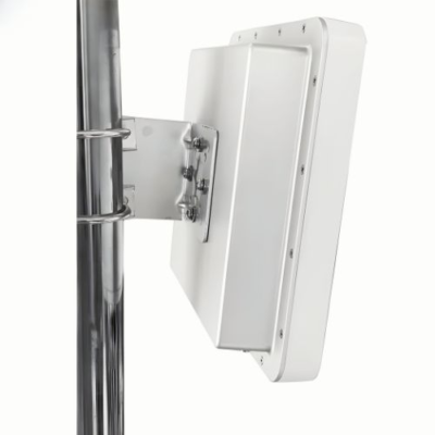 Asset Track Pro Long Distance Fixed UHF RFID Reader 9 DBi Circular Polarization Antenna UHF RFID Reader For Inventory Management – With The Frequency From 860 MHz To 960 MHz