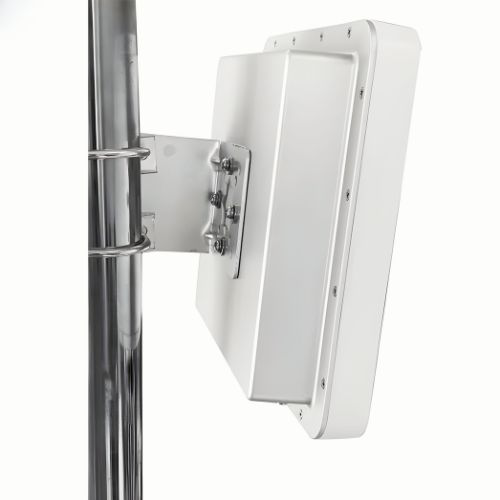 Asset Track Pro Long Distance Fixed UHF RFID Reader 9 DBi Circular Polarization Antenna UHF RFID Reader For Inventory Management – With The Frequency From 860 MHz To 960 MHz