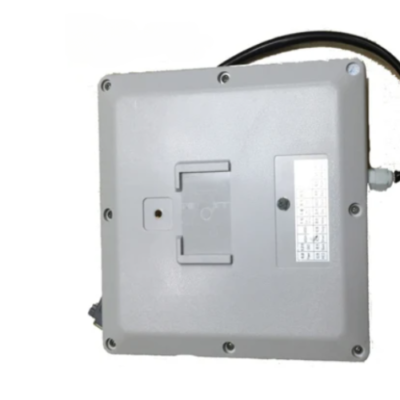UHF RFID Reader with Wiegand Interface for Enhanced Long-Range Detection - Asset Track Pro